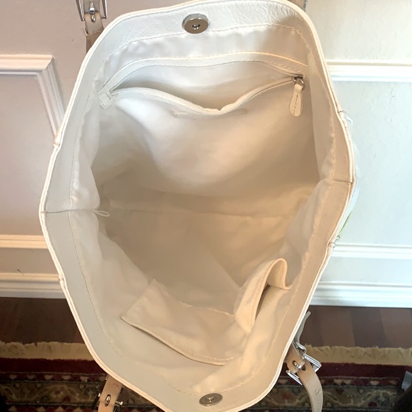 Audrey Brooke White & Yellow Leather Tote 💛🤍 - Picture 3 of 4